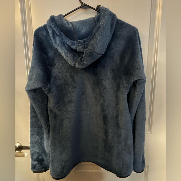 Women’s Size Small limited Melanzana 2022
Worn twice! Mint condition! - Picture 3 of 3